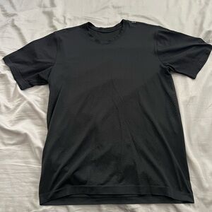 Lululemon Metal Vent Tech Shirt